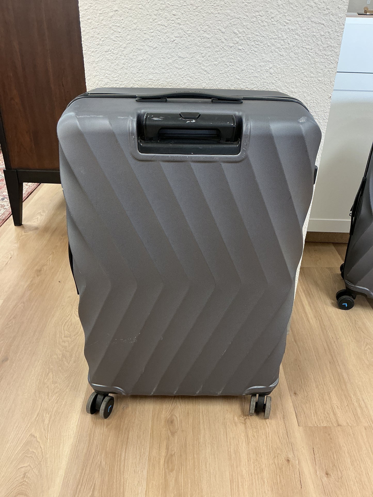 BAGSMART 28 inch Hard Shell Luggage w/ Spinner Wheels