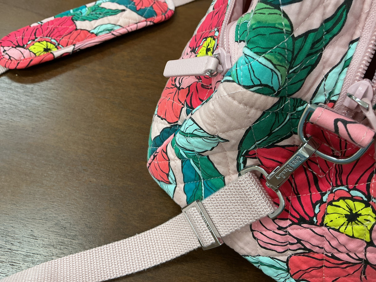 Vera Bradley Large Traveler w/Shoulder Strap