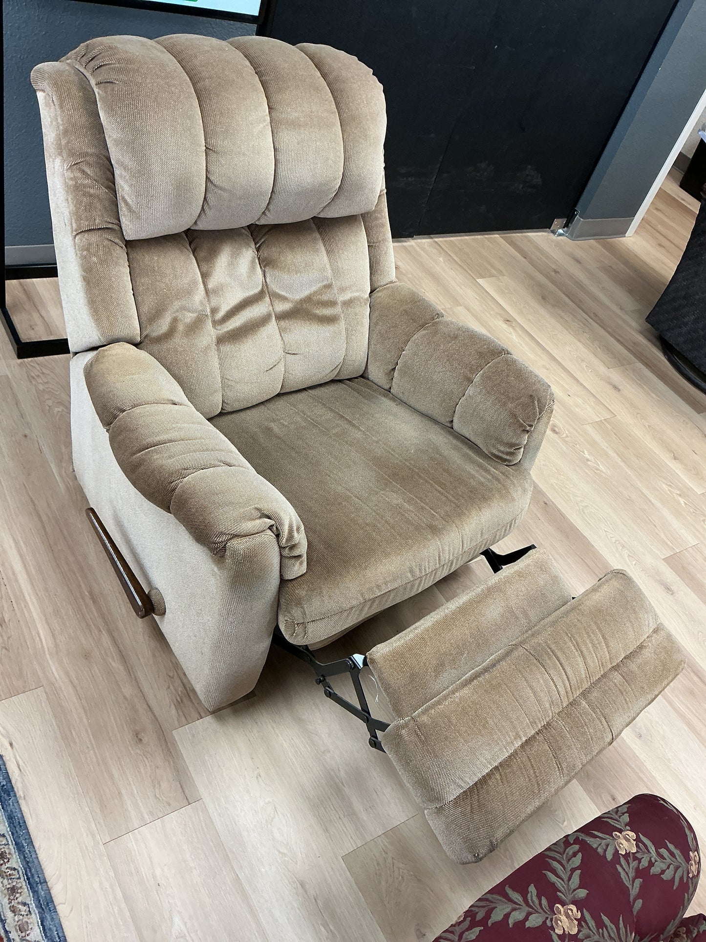Upholstered Manual Recliner