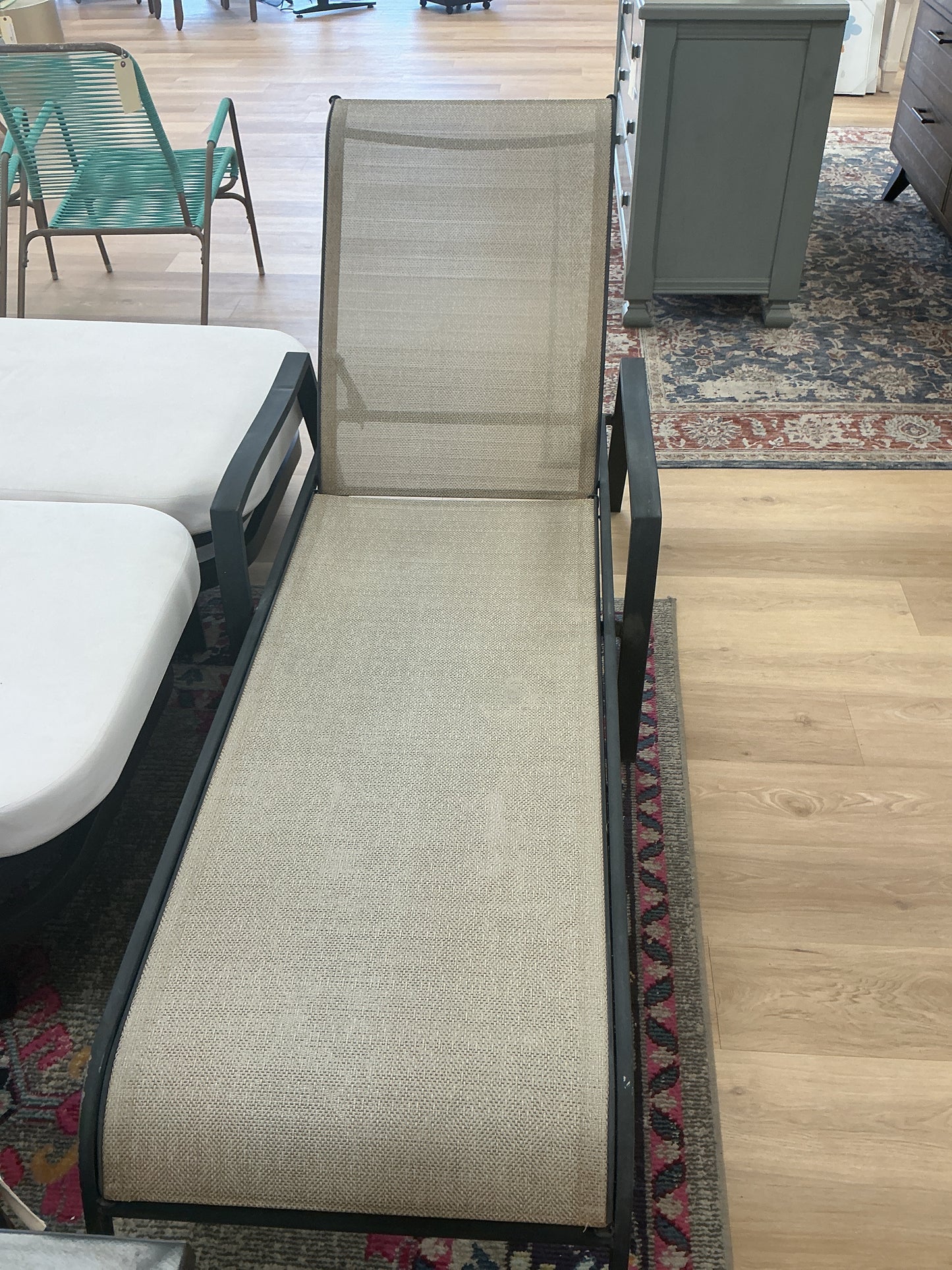 Chaise Lounge Chair