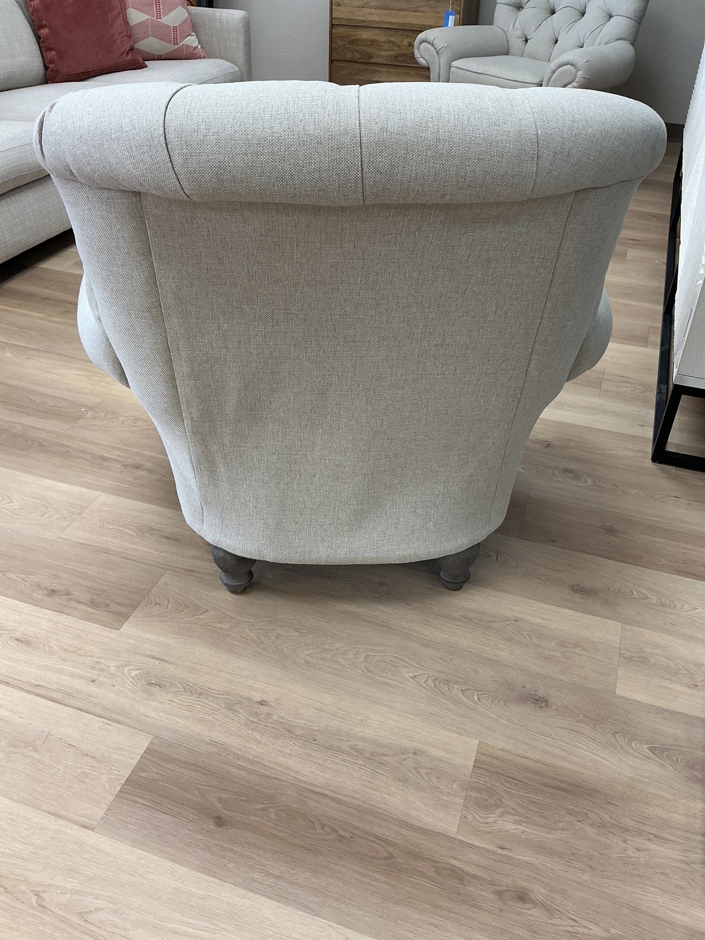 Truscott Tufted Club Chair w/Ottoman