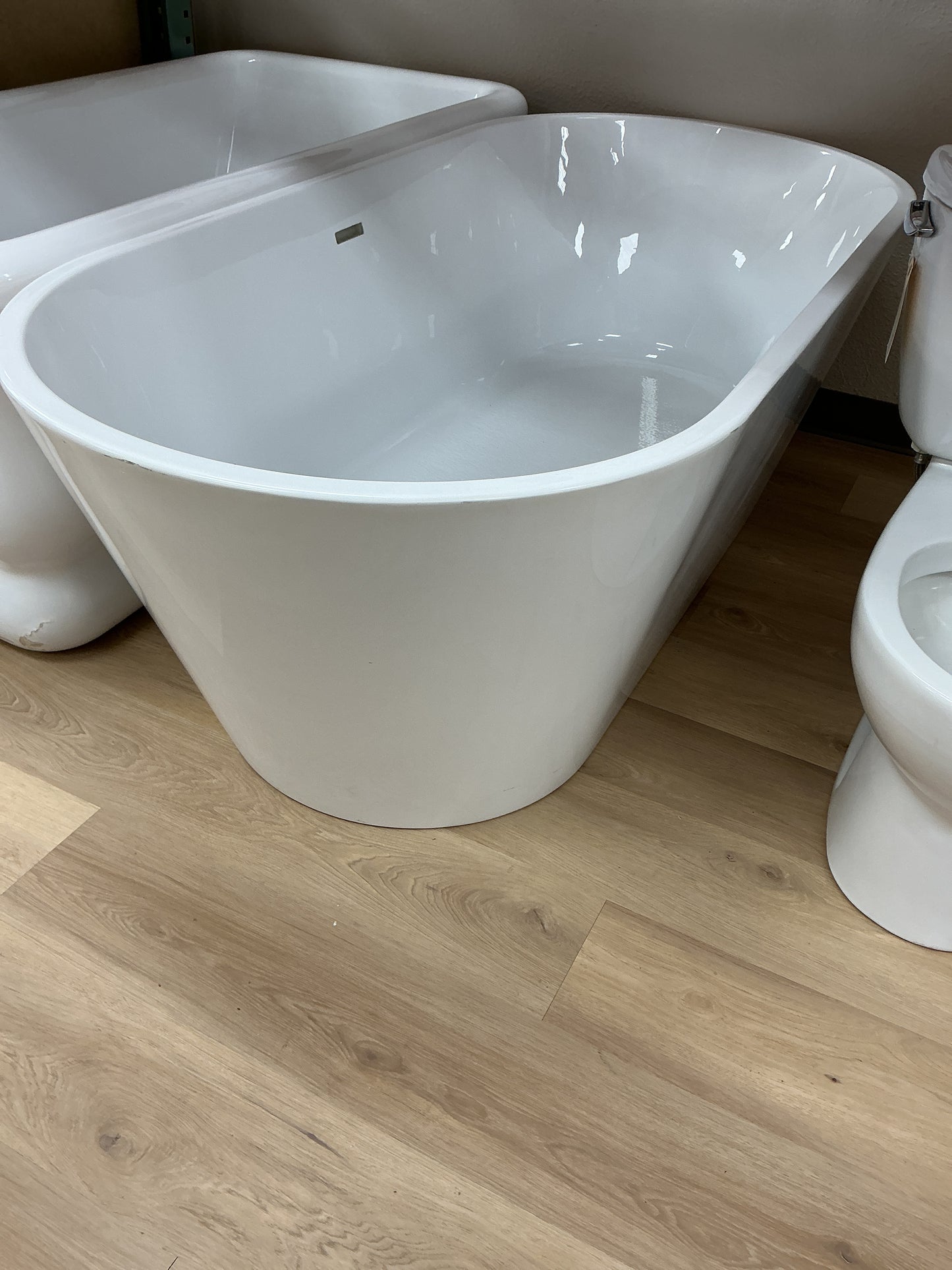 Woodbridge 67” x 32” Freestanding Soaking Acrylic Tub