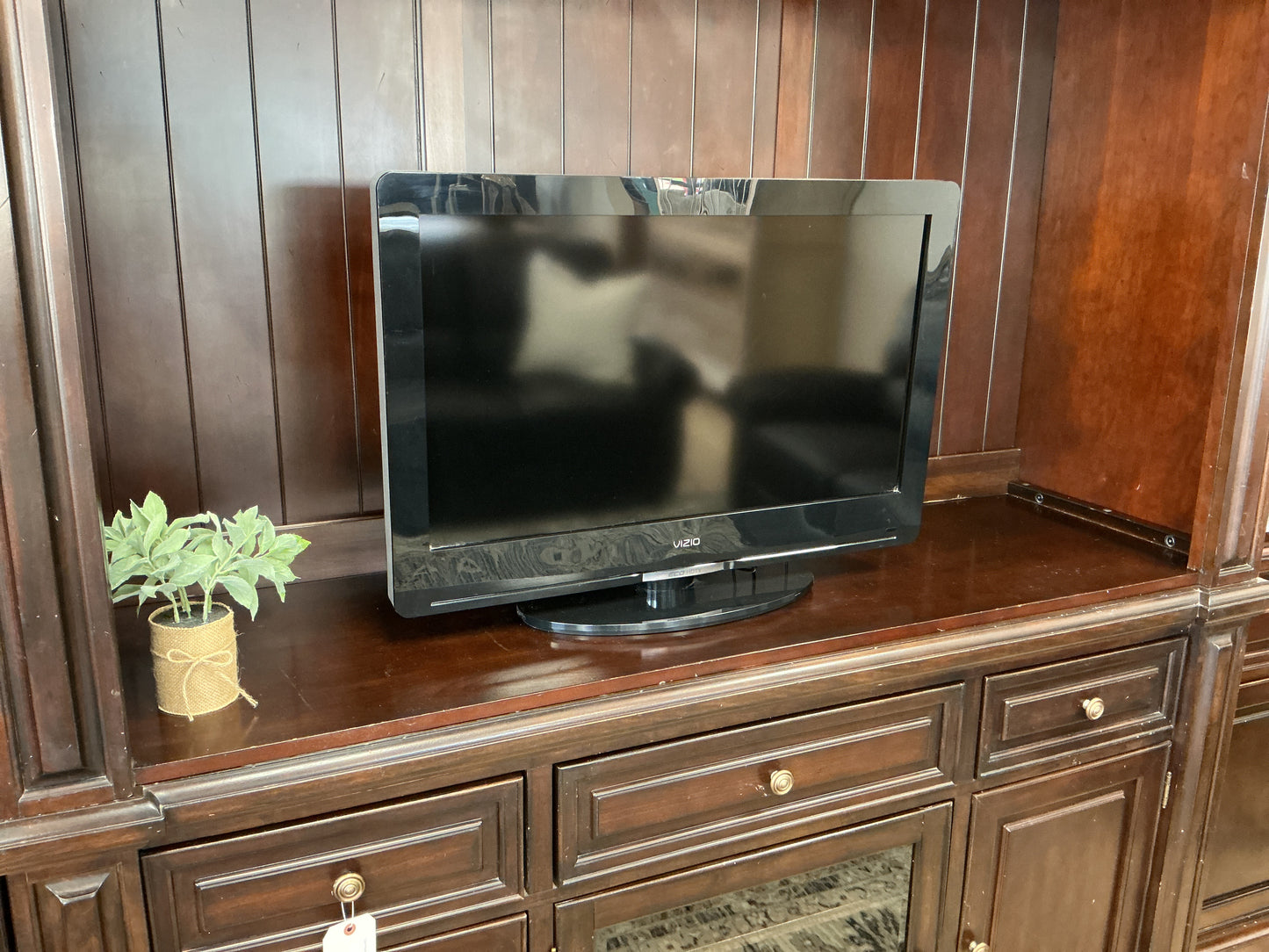 Vizio Legacy 32” High Definition LCD TV