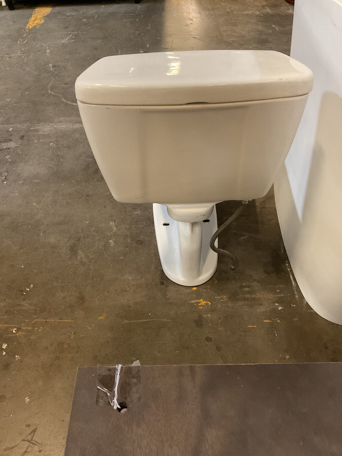 Toto Toilet