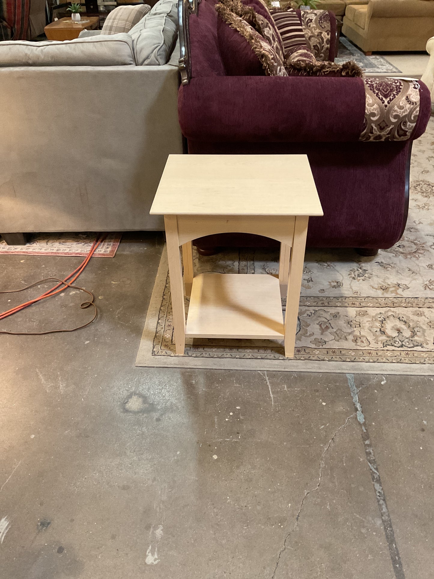 Carolina End Table
