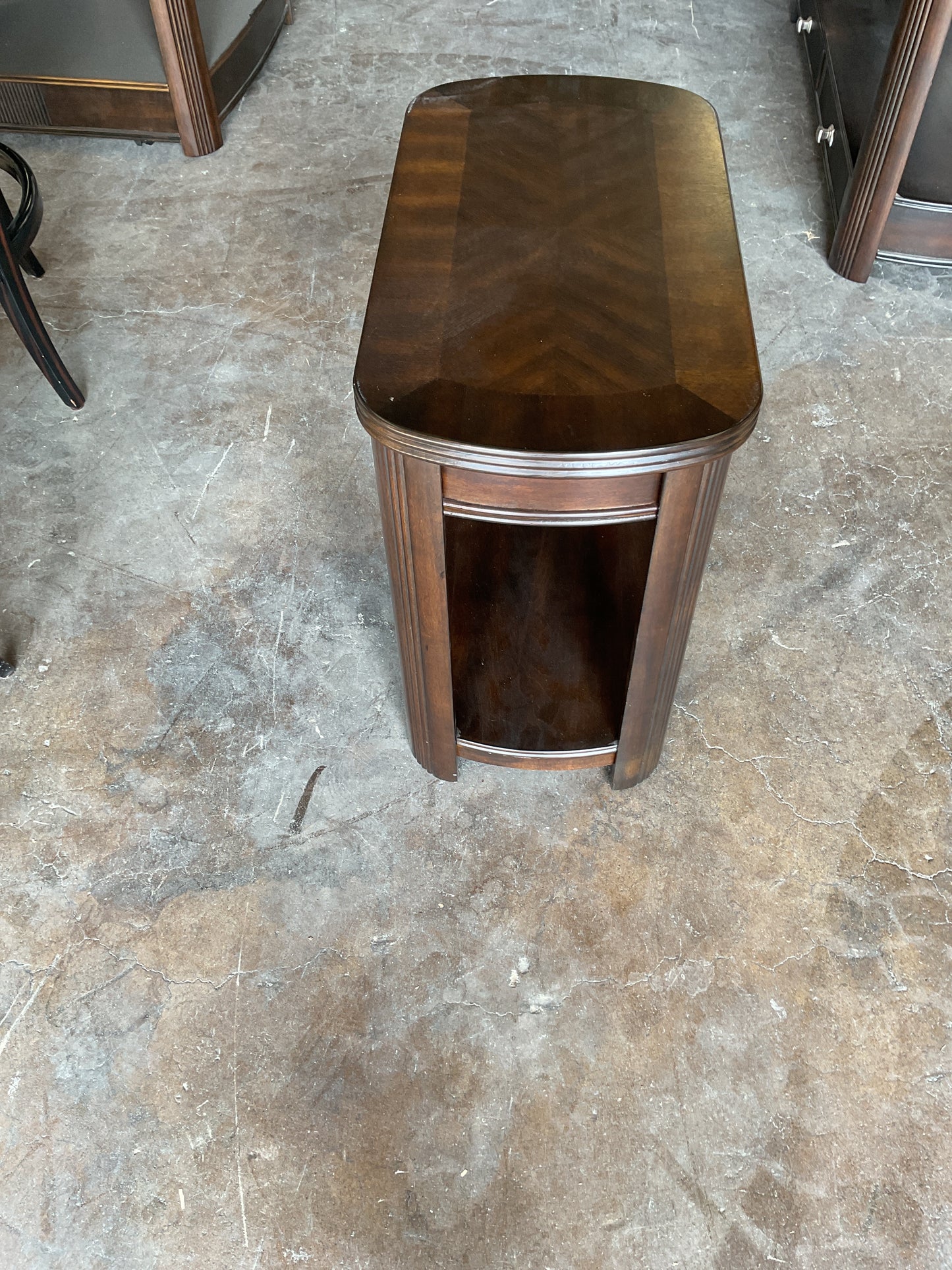 Alek Side Table w/Shelf