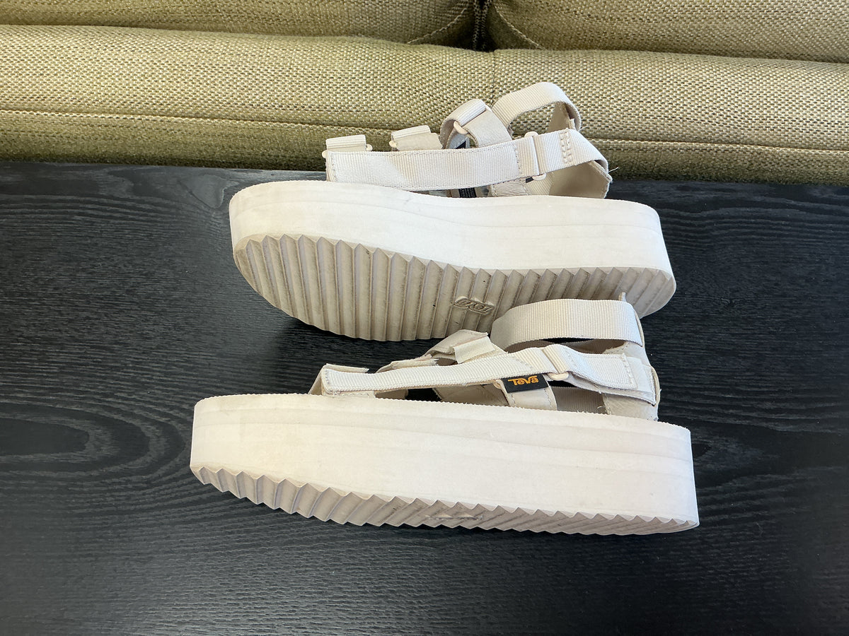 Teva Women’s Flatform Mevia Sandals