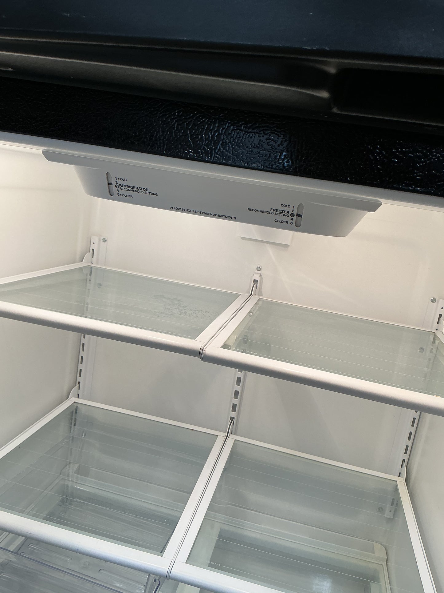 Whirlpool Top-Freezer Refrigerator