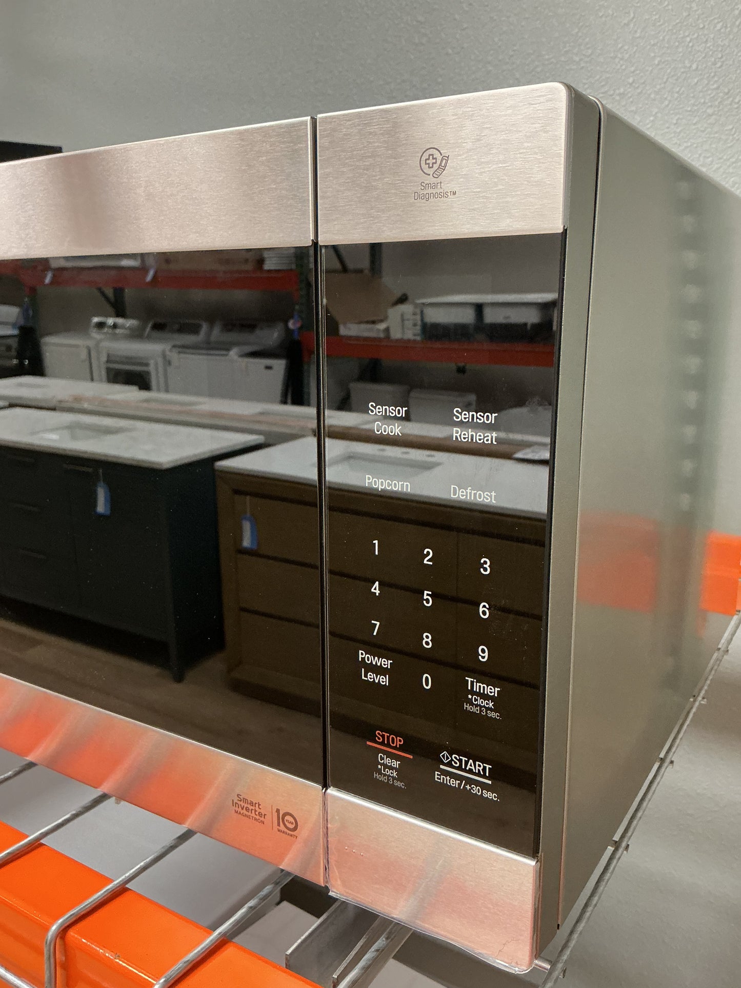 LG 2.0 cu.ft Countertop Microwave