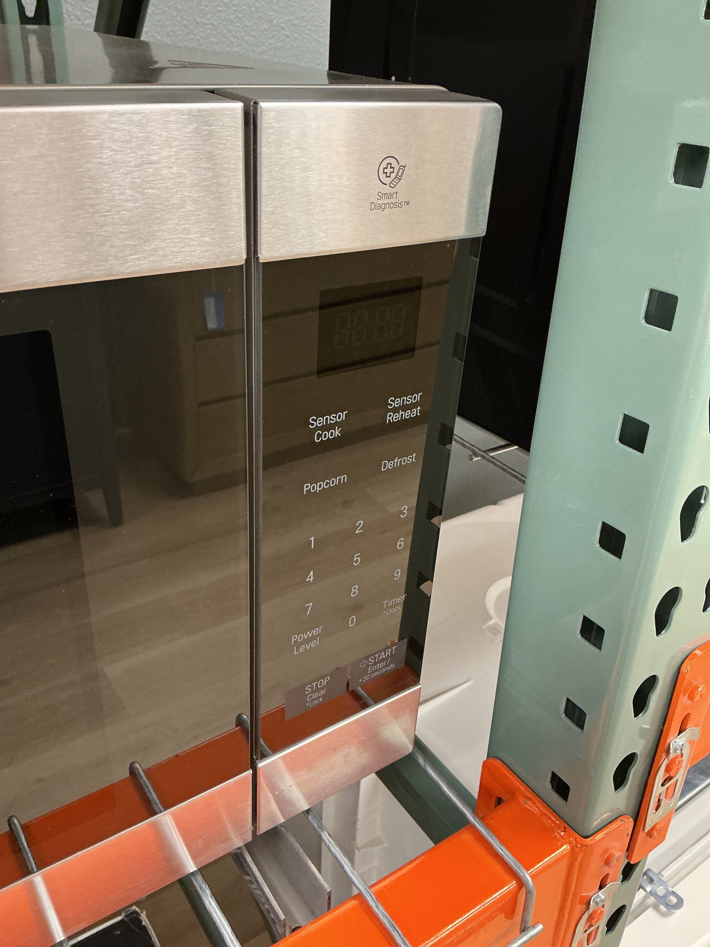 Signature Kitchen Countertop Microwave