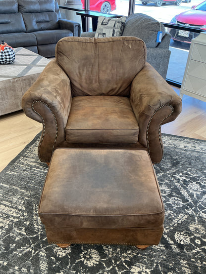Broyhill Microfiber Armchair w/Ottoman