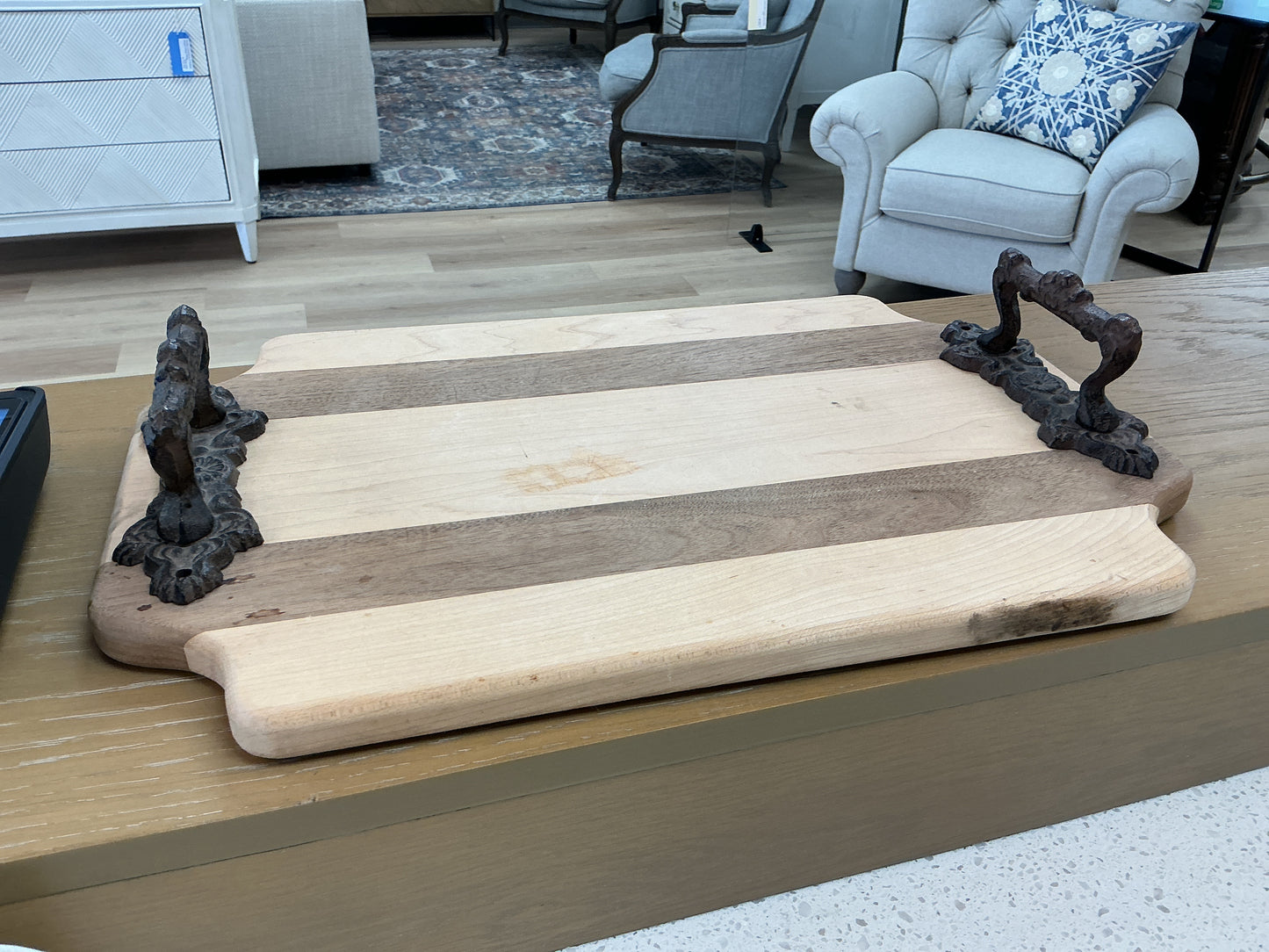 RICHARD CHESTERTON CUTTING BOARD