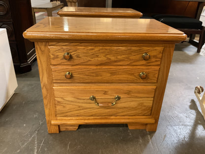 Thomasville 2 Drawer Nightstand