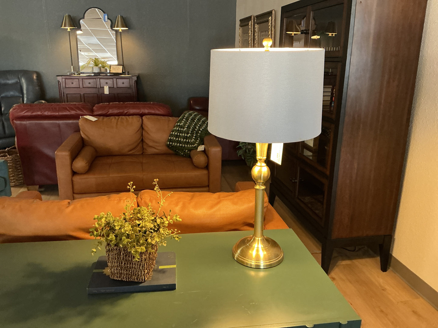 Brass Table Lamp w/Double Pulls