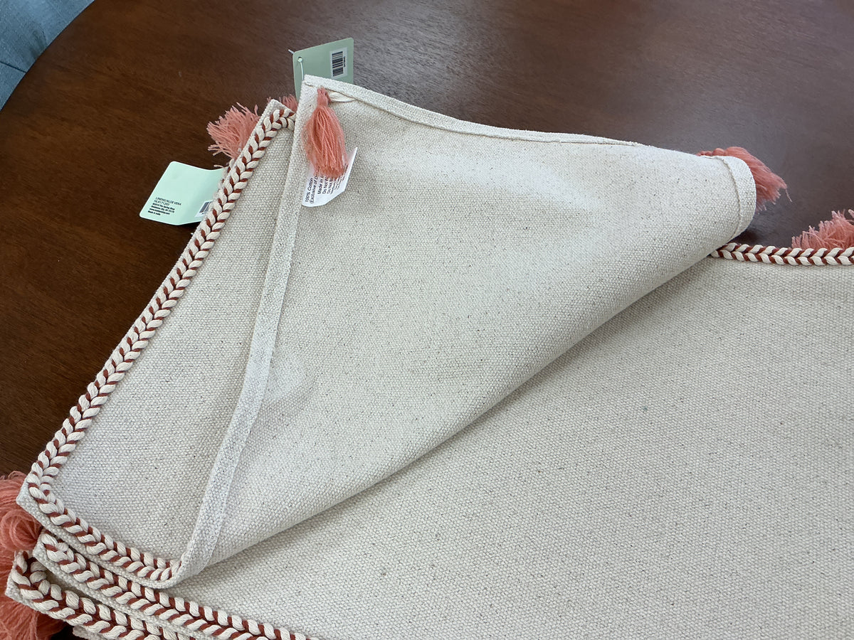 Linen Placemats w/Braid & Tassel (Set of 8)