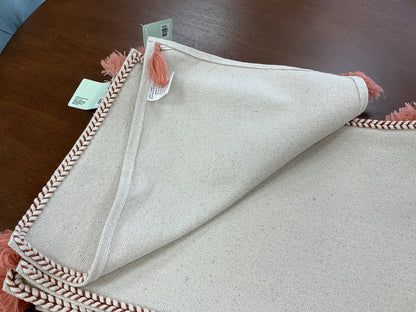 Linen Placemats w/Braid & Tassel (Set of 8)