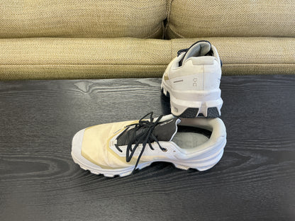 On Cloud Running Waterproof Low Profile