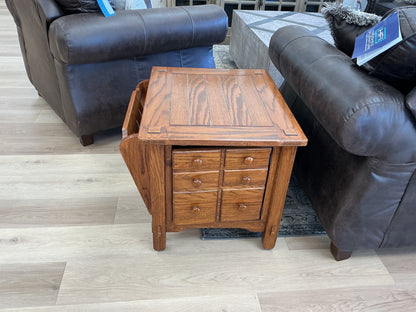Oak Double Ended Side Table W/Magazine Rack