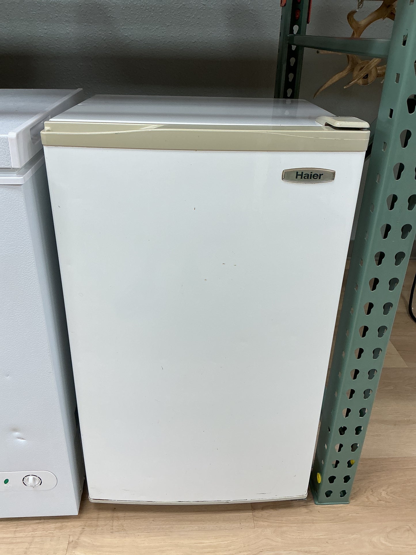 Hailer 4.0 cu.ft Compact Refrigerator