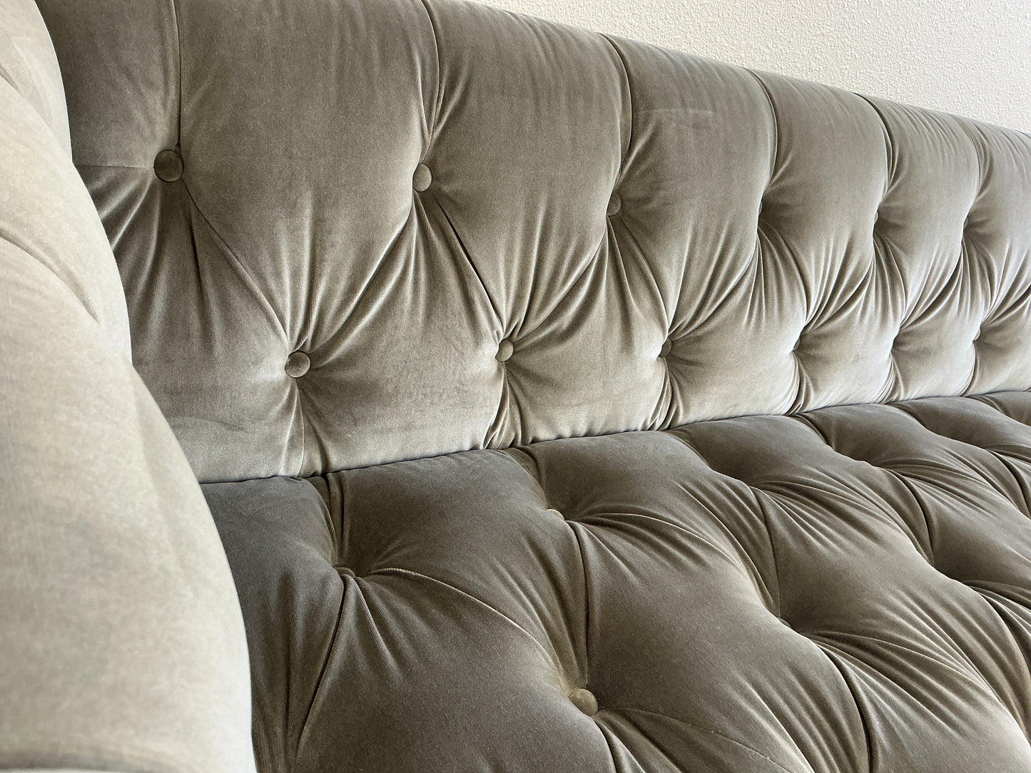 Byer 95” Chesterfield Sofa