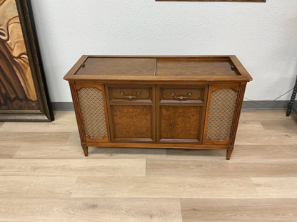 Vintage Magnavox Astro Sonic Stereo Console