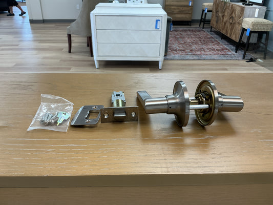 J Series Broadway Lever Hall & Closet Lock