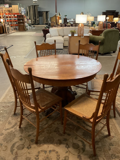 Antique Round Dining Table w/6 Canned Bottom Chairs & 2 Leafs