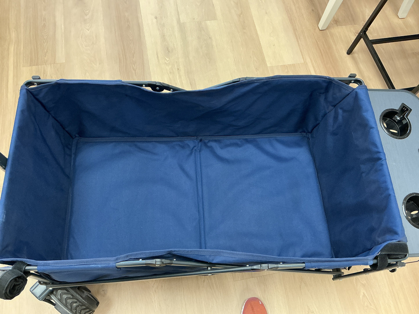 Sierra Deluxe Collapsible Wagon