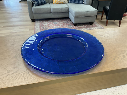 Blue Textured Back With Flowers Salad Plate