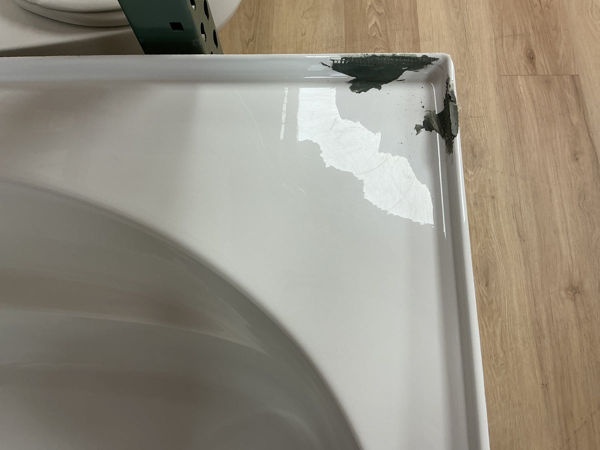 Kohler Windward 60” White Acrylic Alcove Soaking Bathtub