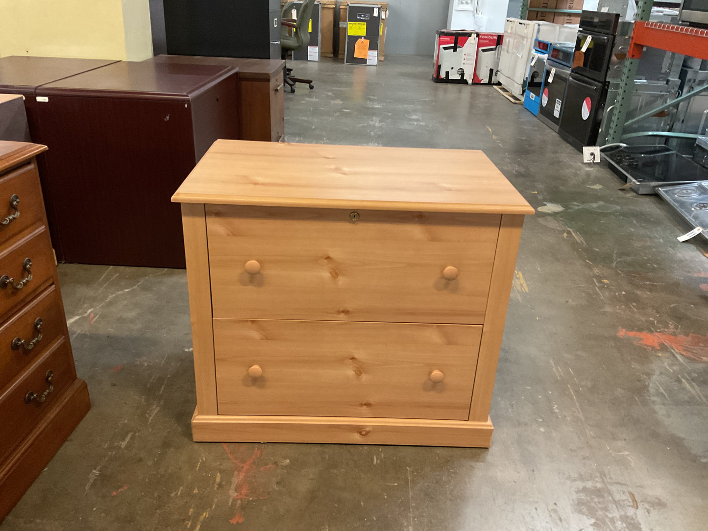 Pine 2 Drawer Lateral File Cabinet w/Key