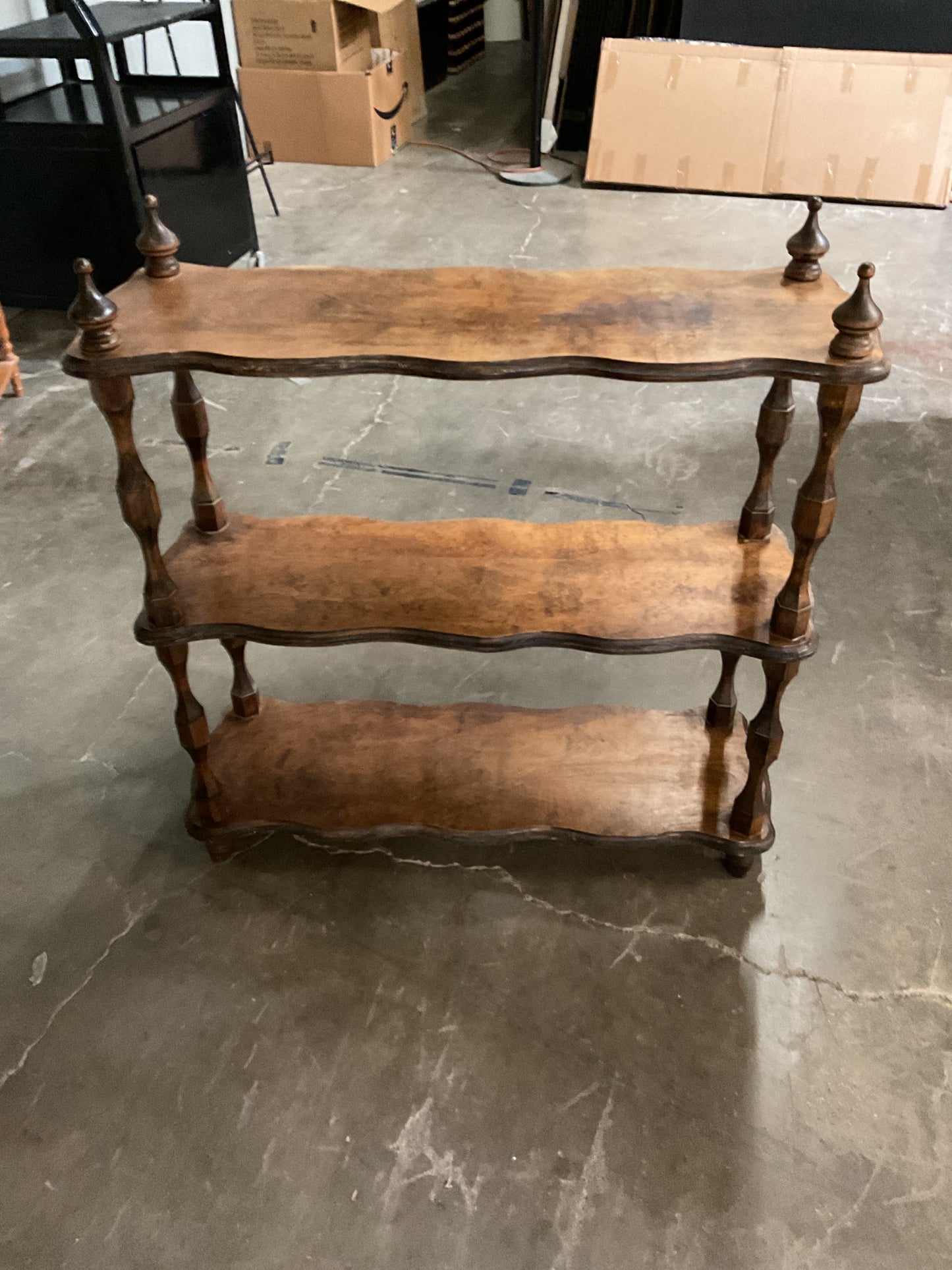 3-Tier Turned Spindle Shelf