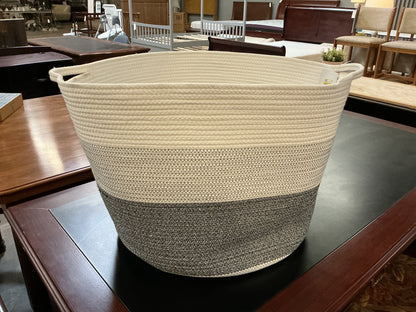 Coiled Rope Tapered Basket (Black)