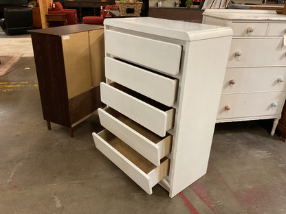 Child Craft 5 Drawer Chest