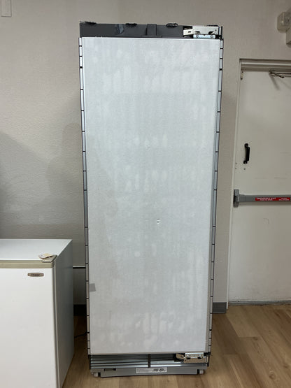 SKS 30” Integrated Column Refrigerator