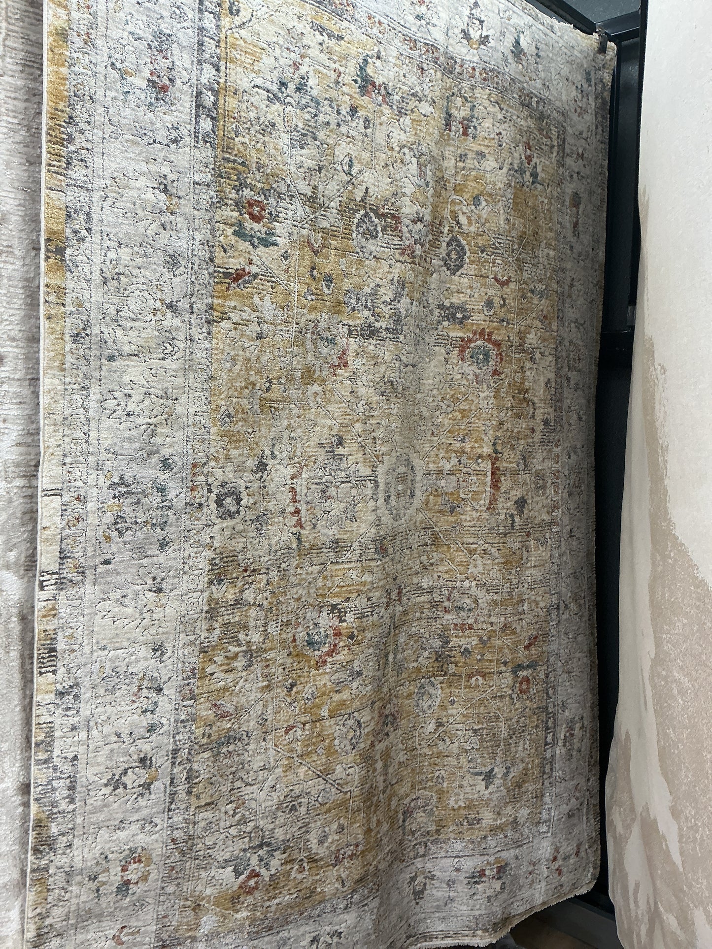 Aurora Area Rugs