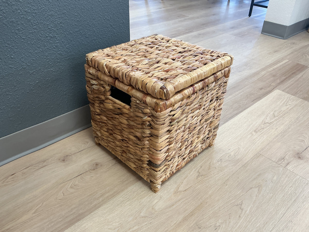 Water Hyacinth Storage Basket w/Lid