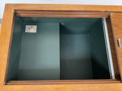 Vintage Magnavox Astro Sonic Stereo Console