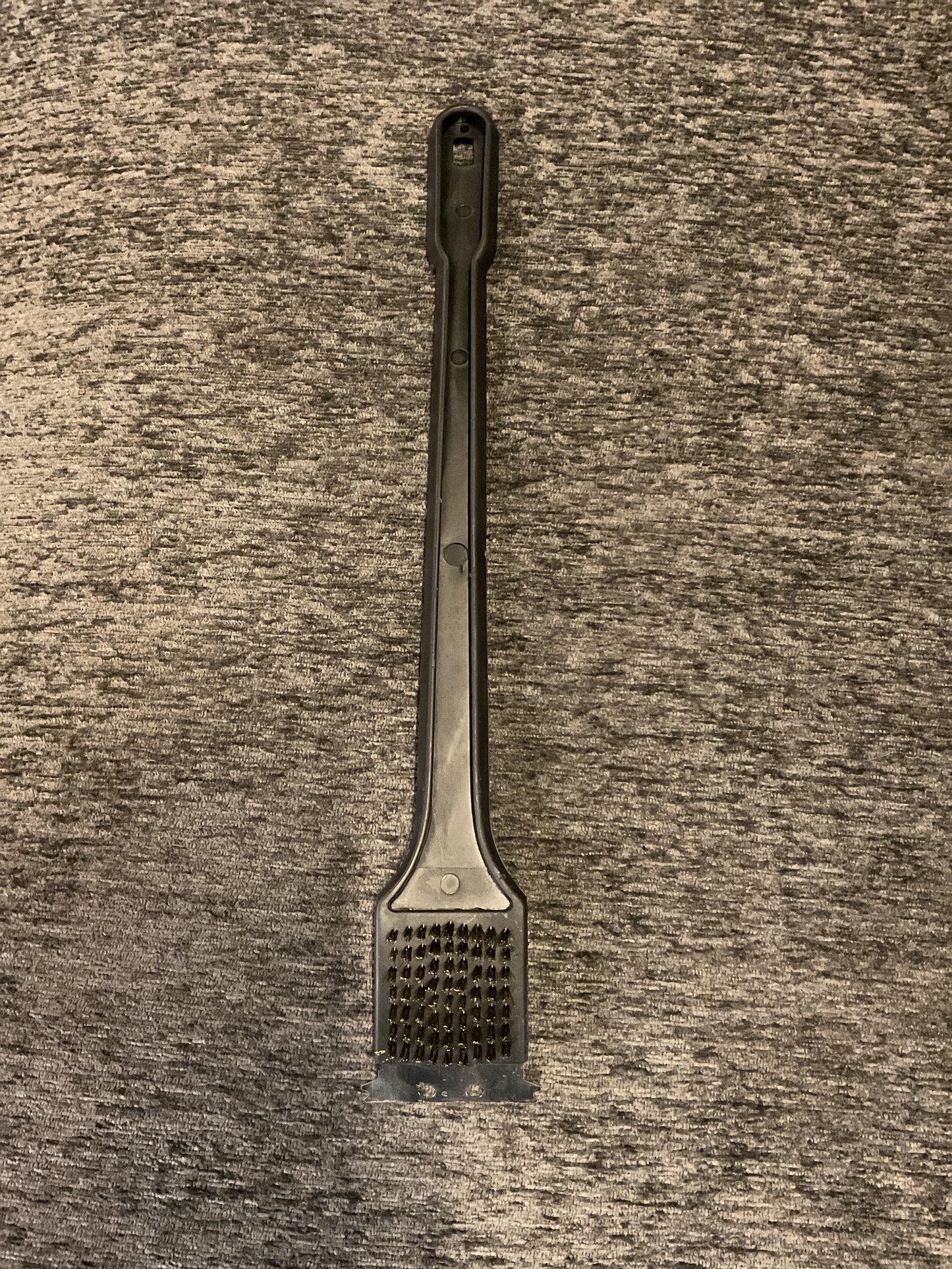 18” Barbecue Brush w/Scraper