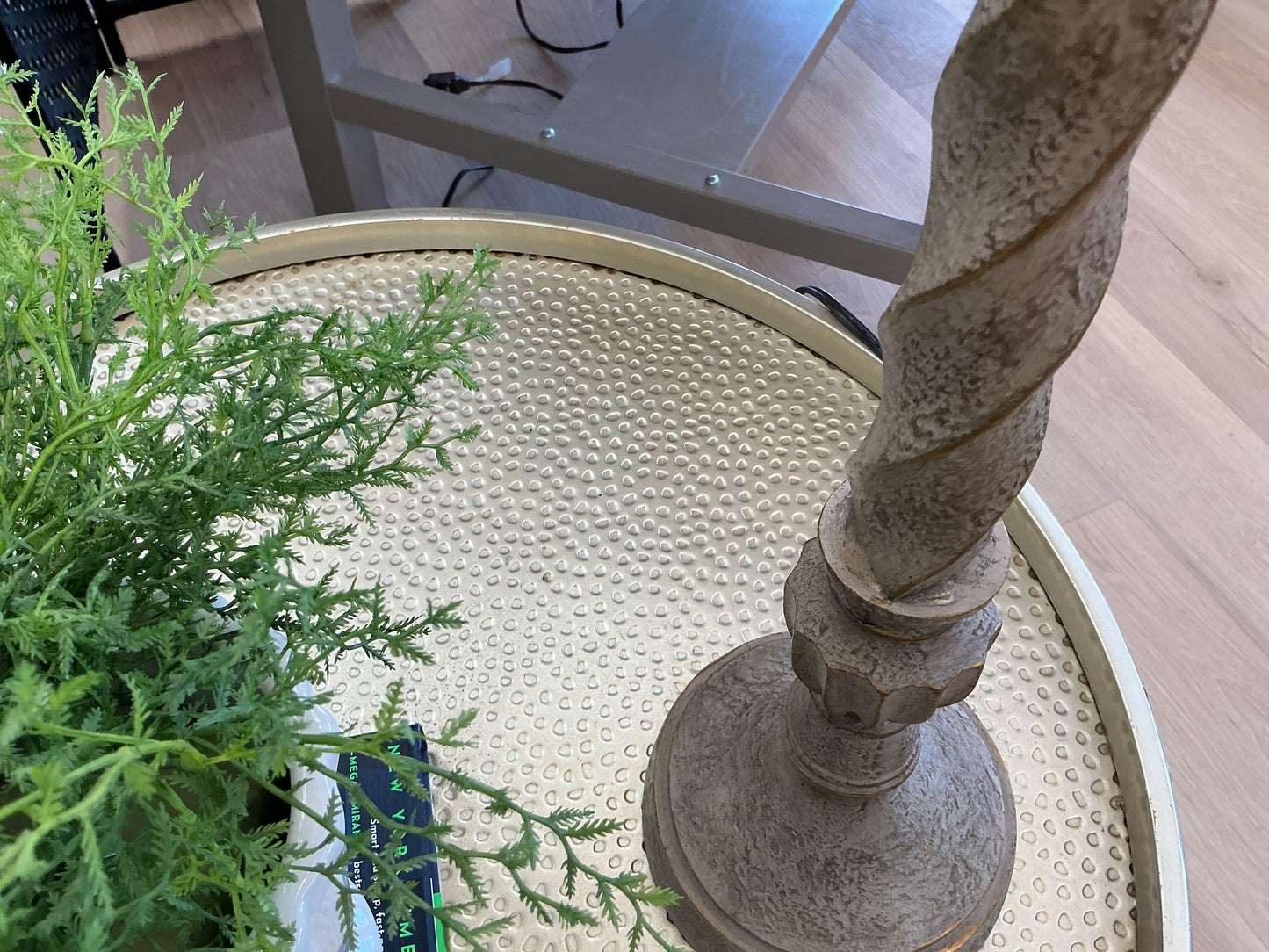 French Country Twisted Resin Lamp w/Shade