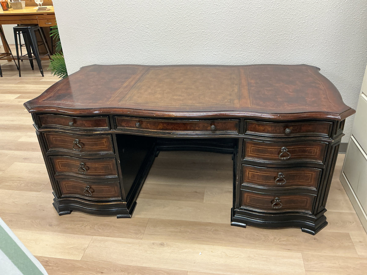Hooker Traditional Executive Desk w/Leather Writing Top