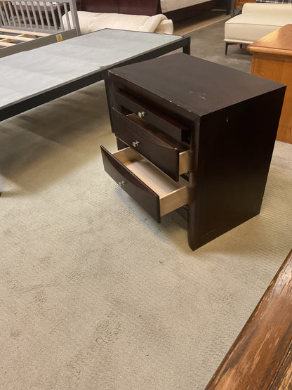 Emily 2-Drawer Nightstand w/Tray