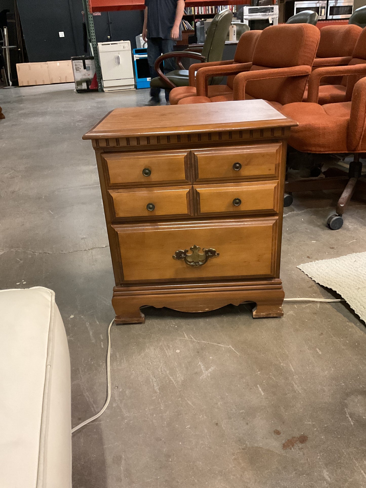 Traditional Style Nightstand