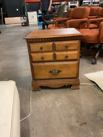 Traditional Style Nightstand