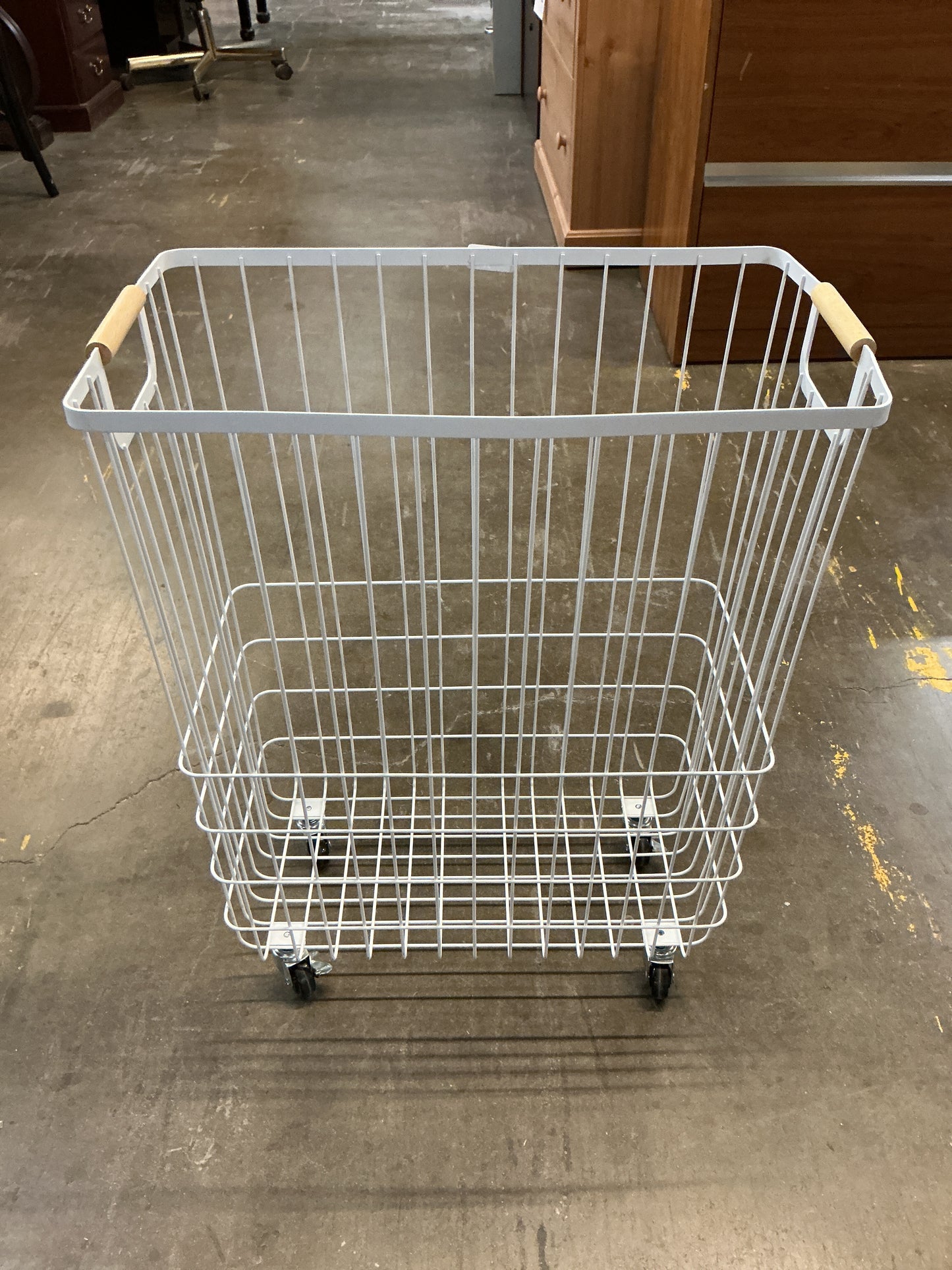 Wire Rolling Laundry Hamper