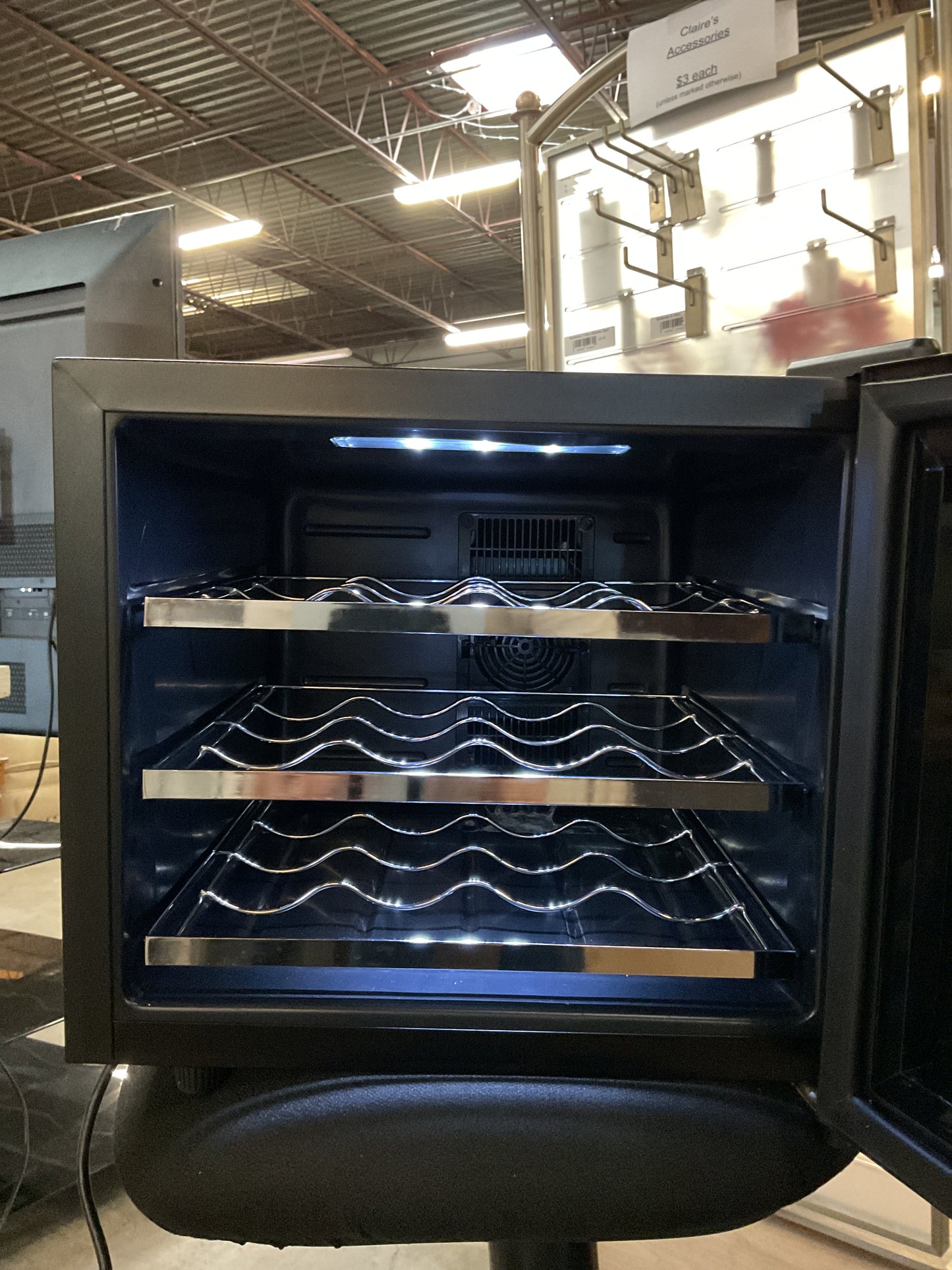 Wine Enthusiast 12-Bottle Cooler