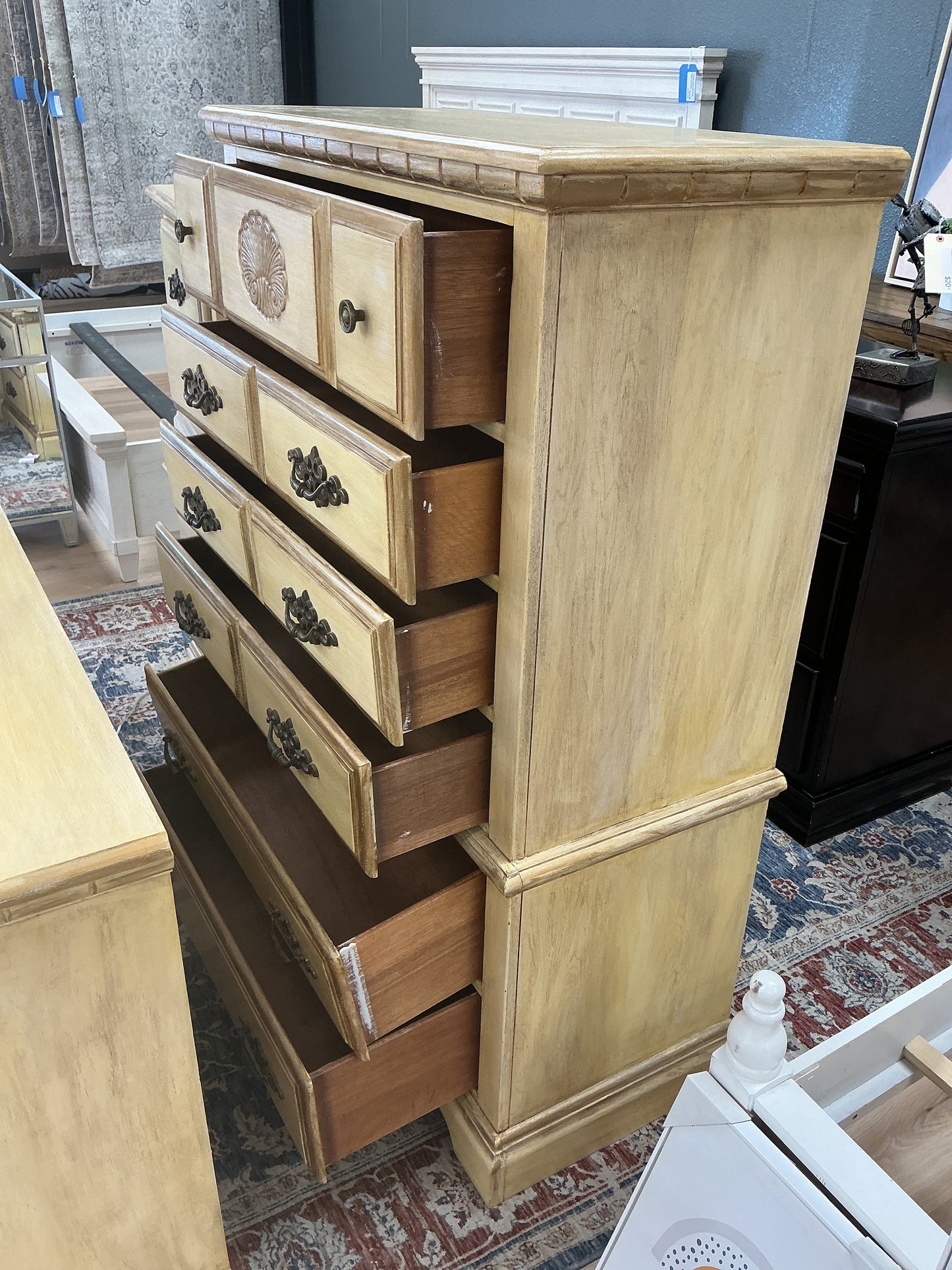 French Country Provincial 6-Drawer Chest