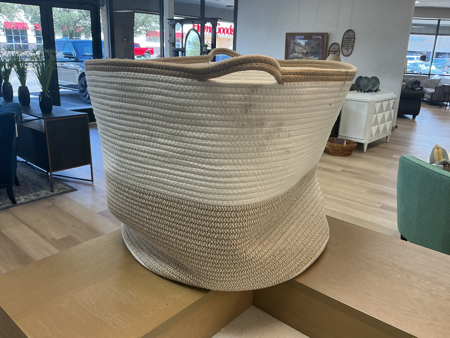 XXL Coiled Rope Tapered Basket