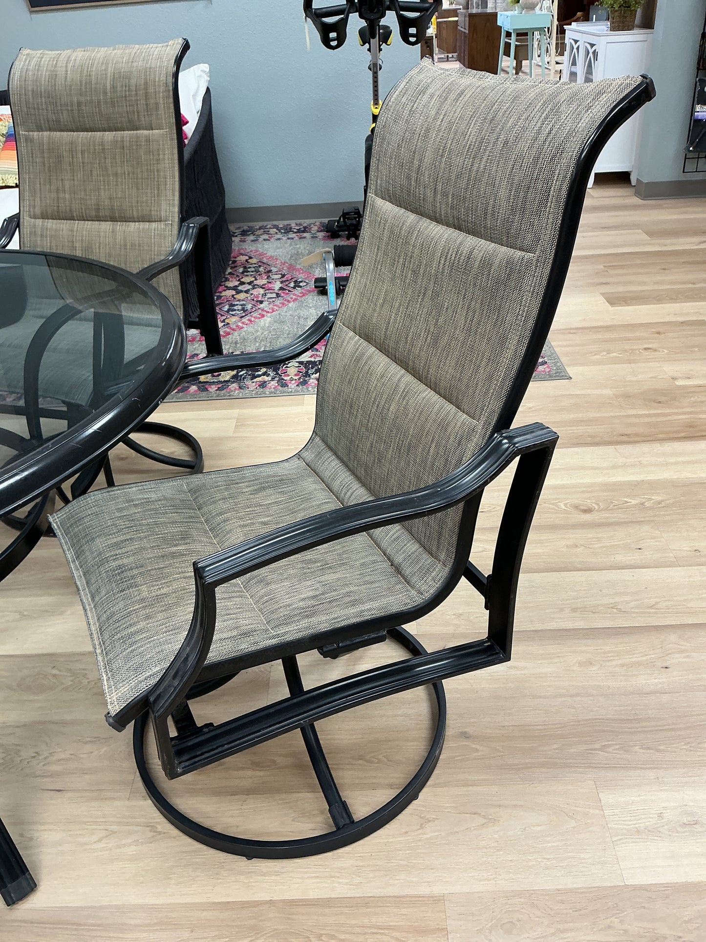 5 Pc Outdoor Patio Dining Set w/ Swivel Chairs