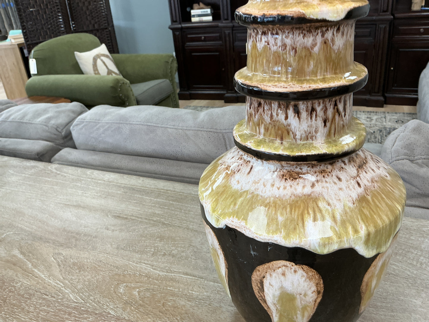 Vintage Glazed Ceramic Lamp w/Shade